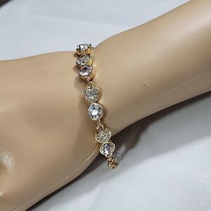 SGS MARKET, NEW, 18K GOLD-PLATED, GOLD HEART BRACELET WITH SWAROVSKI  ELEMENTS